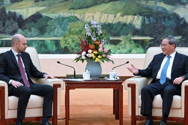 China_and_France_Unite_for_Global_Stability