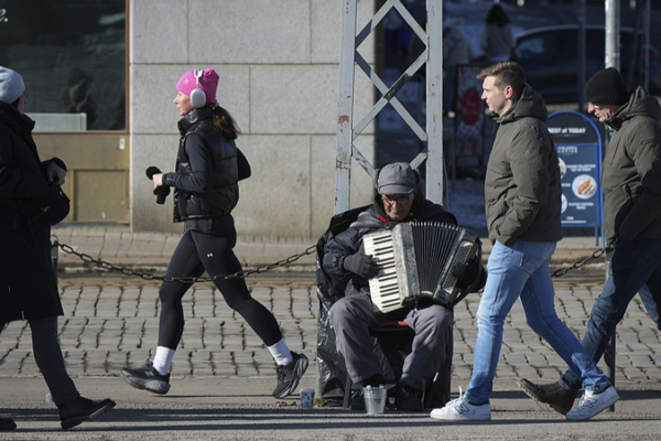 Finns Alarmed by Shifting U.S. Policies Finns_Alarmed_by_Shifting_U_S__Policies