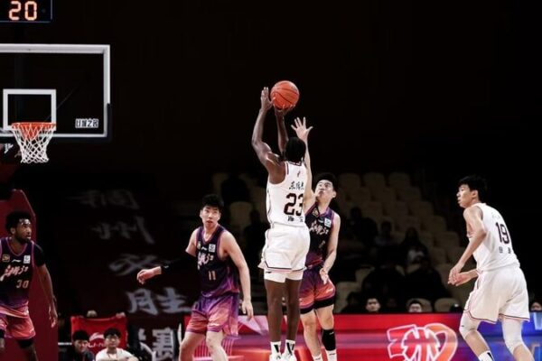 Guangdong Rallies from 17 Down to Clinch CBA Thriller Guangdong_Rallies_from_17_Down_to_Clinch_CBA_Thriller