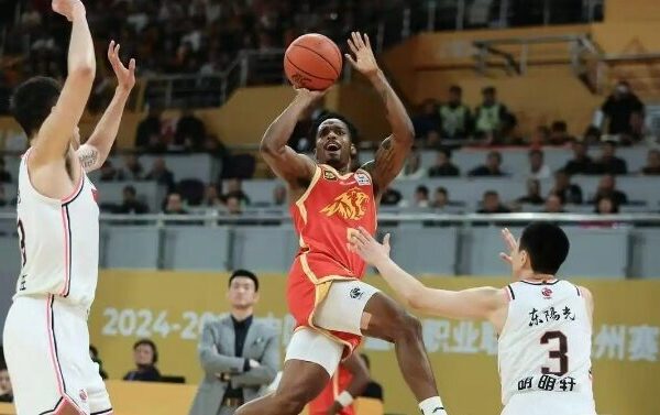 Guangsha Clinches Third-Straight CBA Win in Thrilling Showdown Guangsha_Clinches_Third_Straight_CBA_Win_in_Thrilling_Showdown