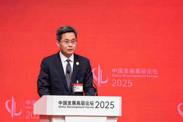 China’s Finance Minister Unveils Proactive Fiscal Policy for Global Growth