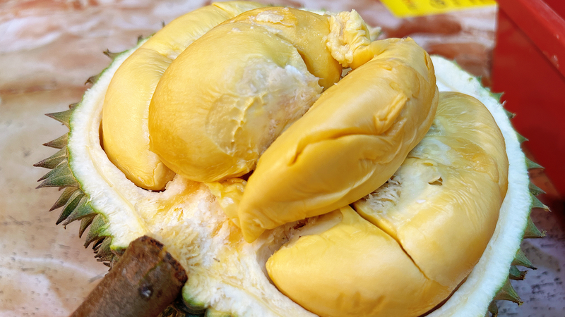 Malaysian_Durian_Sensation__Fresh_Flavors_Captivate_the_Chinese_Mainland