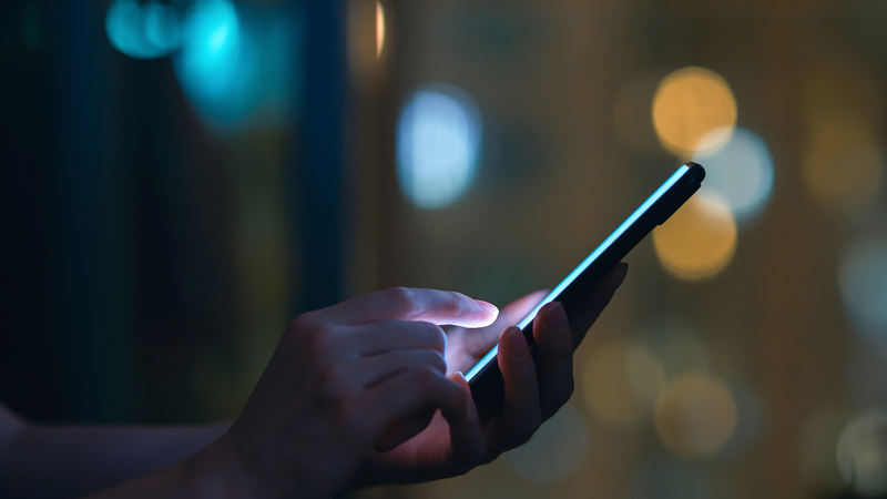 Report_Alleges_U_S__Cyber_Espionage_on_Global_Mobile_Devices