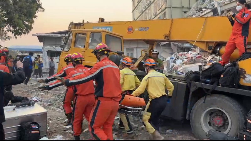 Rescue Efforts in Quake-Hit Mandalay Save Four Lives Rescue_Efforts_in_Quake_Hit_Mandalay_Save_Four_Lives