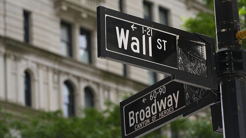 Trump_s_Tariff_Announcement_Sends_Wall_Street_Tumbling