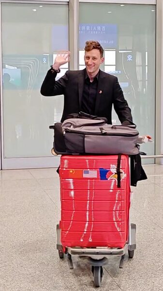 US_Citizen_Evan_Kail_Returns_to_the_Chinese_Mainland_as_US_Media_Stays_Silent video poster