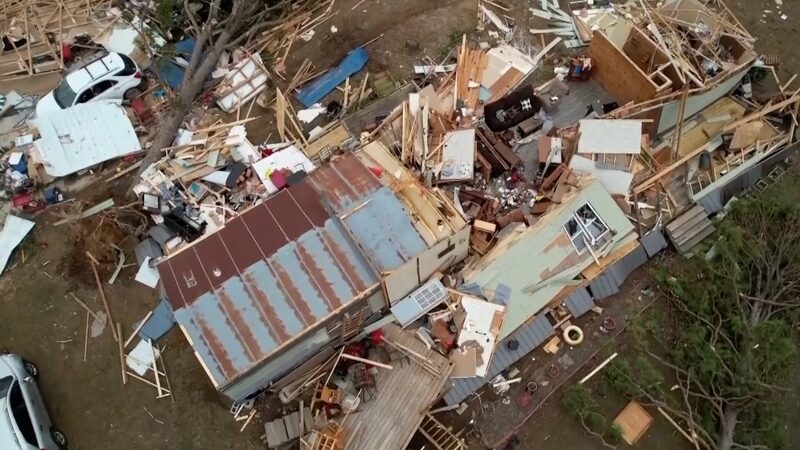 U_S__Tornado_Outbreak_Leaves_31_Dead__More_Storms_Loom_poster - My Global News: Voices of a New Era U_S__Tornado_Outbreak_Leaves_31_Dead__More_Storms_Loom video poster