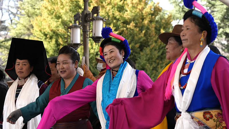 Xizang White Paper Champions Safeguarded Religious Traditions Xizang_White_Paper_Champions_Safeguarded_Religious_Traditions