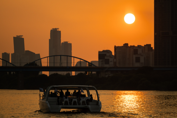 2024 Sets Record Heat in South Korea Amid Asian Change 2024_Sets_Record_Heat_in_South_Korea_Amid_Asian_Change