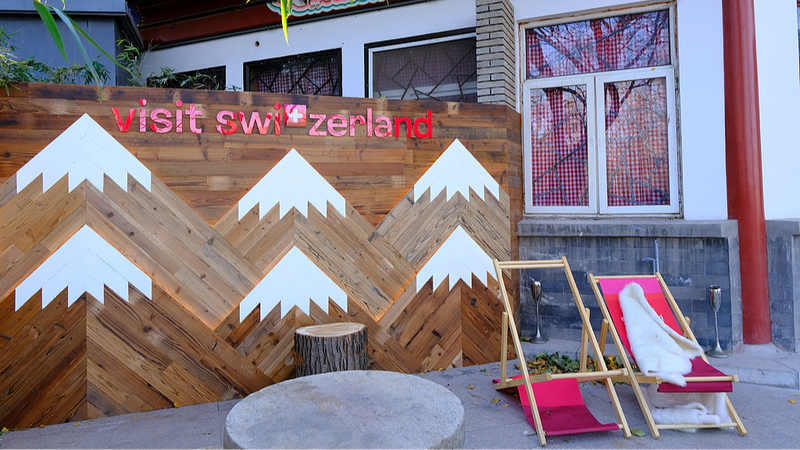 51JR5KGDXHCTGSDHE0LM - My Global News: Voices of a New Era Swiss Chalet Brings Alpine Charm to Beijing’s Houhai Lake