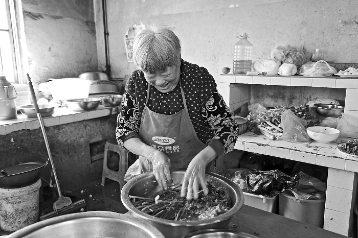 72_Year_Old_Shandong_Restaurateur_Clears_2M_Yuan_Debt_After_20_Years - My Global News: Voices of a New Era 72_Year_Old_Shandong_Restaurateur_Clears_2M_Yuan_Debt_After_20_Years