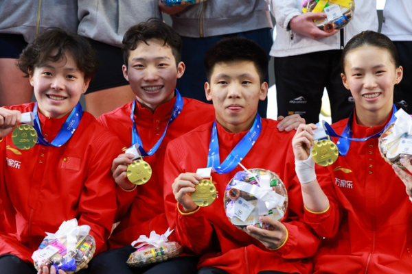 China_Mixed_Diving_Team_Wins_Gold_in_Guadalajara