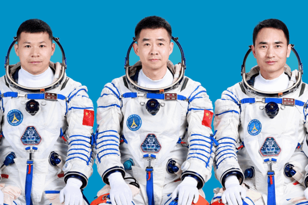 China Unveils Shenzhou-20 Astronaut Trio for Space Station Mission China_Unveils_Shenzhou_20_Astronaut_Trio_for_Space_Station_Mission