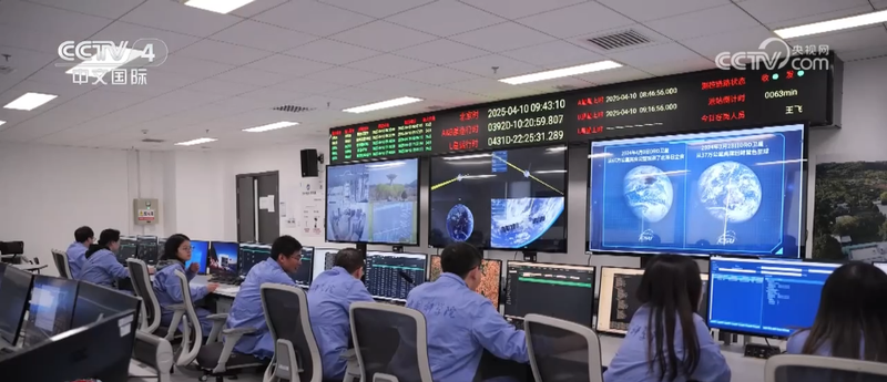 China_s_Breakthrough_in_Earth_Moon_Satellite_Constellation