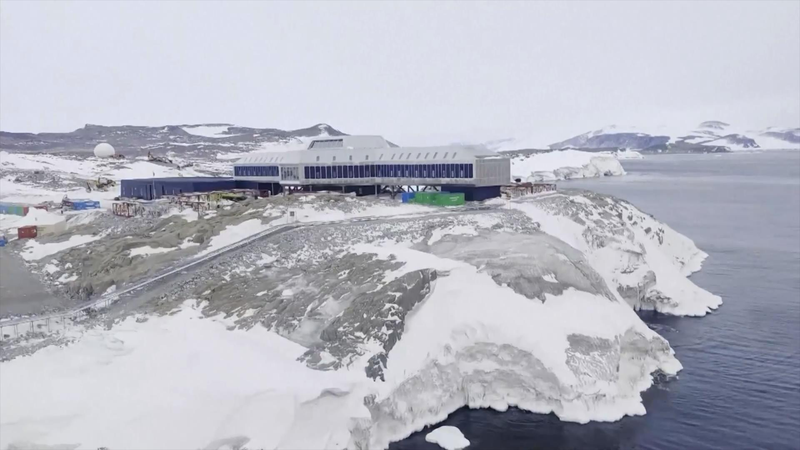 China_s_Qinling_Station_Powers_Antarctic_Research_with_Clean_Energy