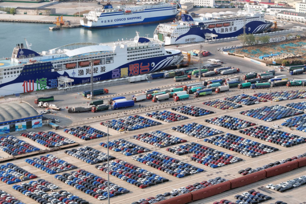 China’s Robust Export Growth Surges 6.9% in Q1 2025 China_s_Robust_Export_Growth_Surges_6_9__in_Q1_2025