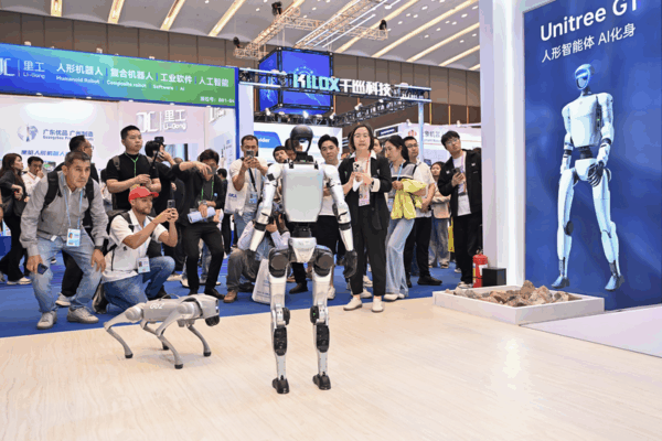 Chinese Tech Giants Battle for Humanoid Robot Supremacy Chinese_Tech_Giants_Battle_for_Humanoid_Robot_Supremacy