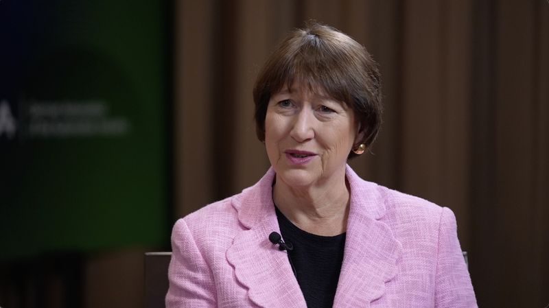 German_Auto_Industry_Leader_on_U_S__Tariffs__Losses_for_All_at_Shanghai_Show video poster