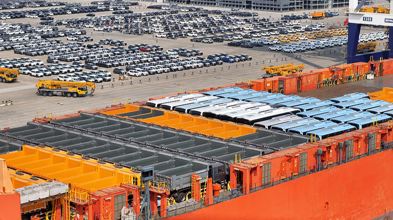 Global_Netizens_Reject_U_S___Reciprocal_Tariffs__Amid_Trade_Tensions