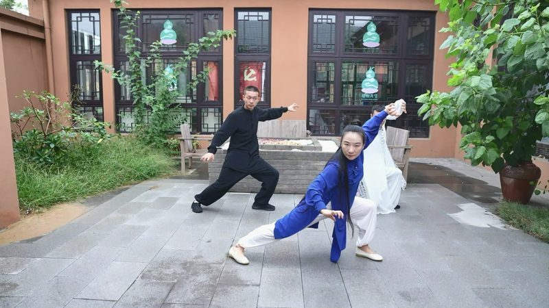 Harness_Ancient_Energy__How_Five_Animal_Exercises_Supercharge_Health video poster