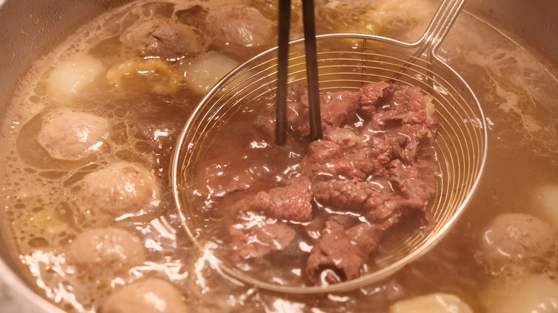 Hot_Pot_Showdown__Chongqing_Spice_vs__Chaozhou_Freshness - My Global News: Voices of a New Era Hot_Pot_Showdown__Chongqing_Spice_vs__Chaozhou_Freshness
