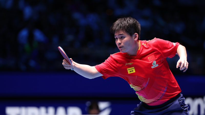 Lin_Shidong_stuns_Liang_Jingkun_to_reach_first_ITTF_World_Cup_final