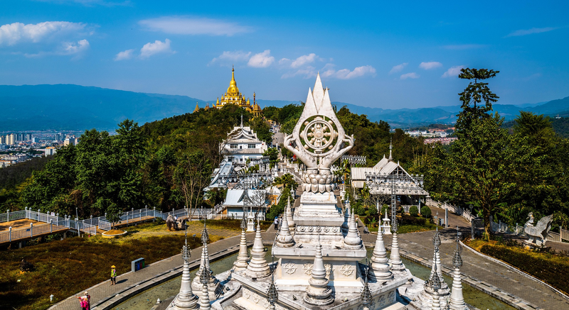 Menghuan_Silver_Pagoda_Shines_With_Dai_Elegance video poster