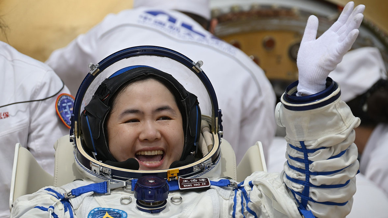 Shenzhou_19_Crew_Touches_Down_in_Beijing_for_Recovery - My Global News: Voices of a New Era Shenzhou_19_Crew_Touches_Down_in_Beijing_for_Recovery