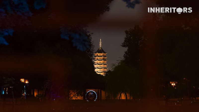 Suzhou_s_Humble_Administrator_s_Garden_Shines_at_Night