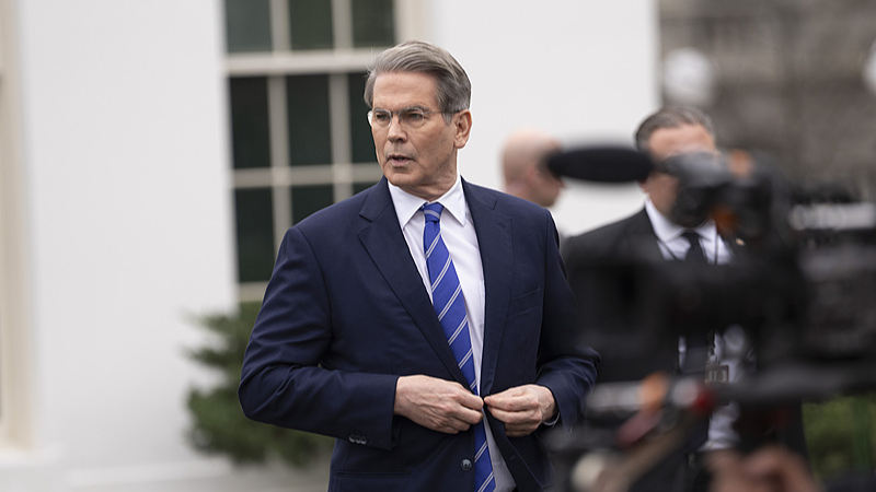 Treasury_Tensions__Bessent_Mulls_Exit_Amid_Tariff_Backlash