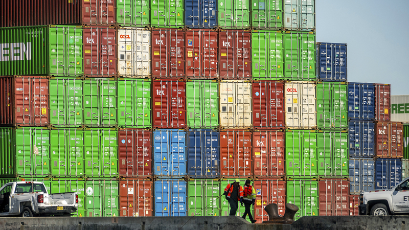 U_S__Tariff_Shake_Up__Global_Markets_Feel_the_Impact