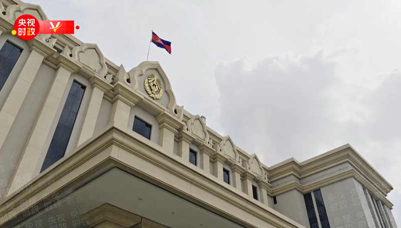 Xi_Jinping_Meets_Cambodian_PM_Hun_Manet_in_Phnom_Penh