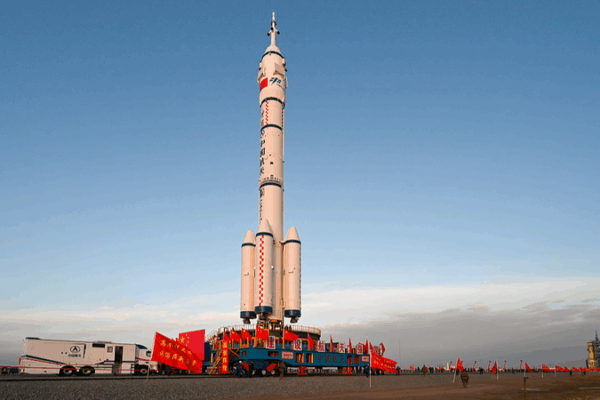Shenzhou‑20 Launch: Three Astronauts Kick Off 59 Experiments in Orbit Shenzhou‑20 Launch: Three Astronauts Kick Off 59 Experiments in Orbit video poster