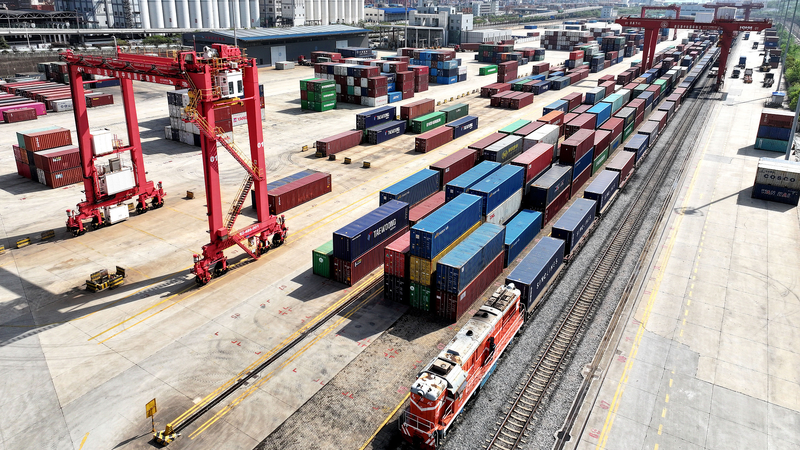 Rail Freight on the Rise: 3.6% Growth in Chinese Mainland Jan–Apr