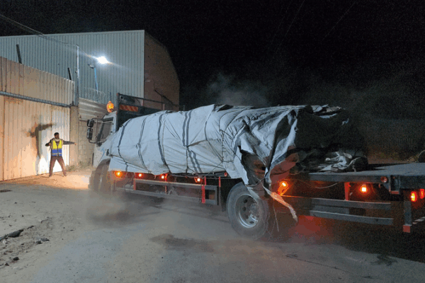 98 Aid Trucks Enter Gaza Amid Mounting Pressure on Israel 98_Aid_Trucks_Enter_Gaza_Amid_Mounting_Pressure_on_Israel