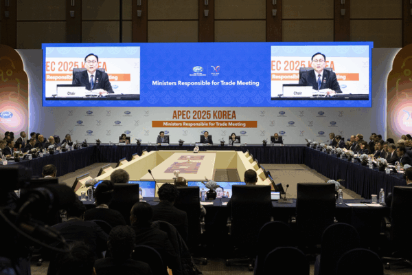 APEC Trade Ministers Gather in Jeju to Navigate Slowing Growth APEC_Trade_Ministers_Gather_in_Jeju_to_Navigate_Slowing_Growth
