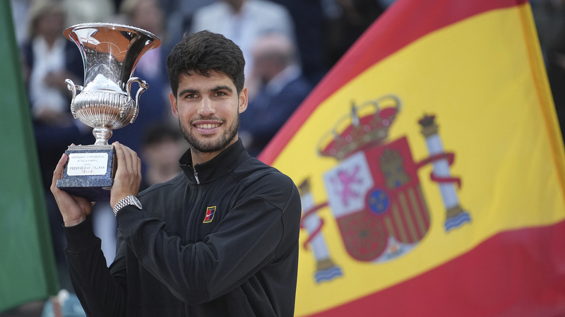 Alcaraz Tops Sinner in Rome, Sends Roland-Garros Warning Alcaraz_Tops_Sinner_in_Rome__Sends_Roland_Garros_Warning
