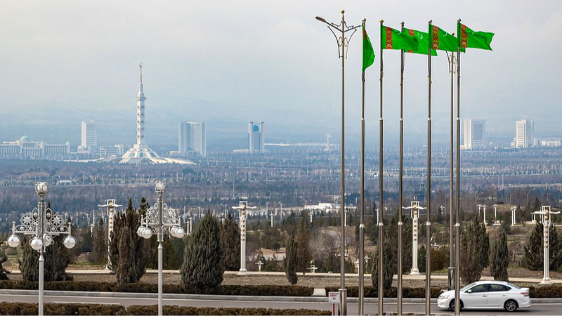 Ashgabat__Turkmenistan_s_White_City_Shines_on_the_Silk_Road
