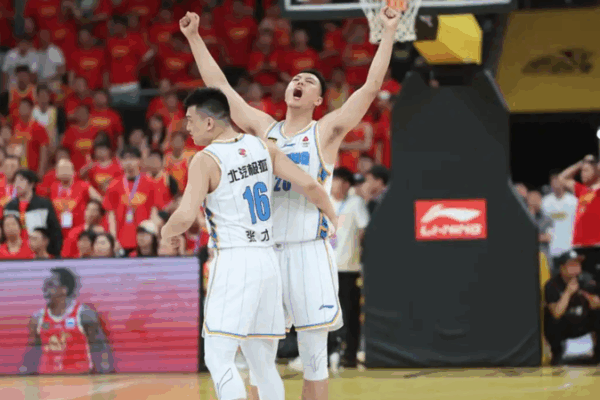 Beijing Ducks Edge Guangsha Lions 94-92 in CBA Finals Game 5 Beijing_Ducks_Edge_Guangsha_Lions_94_92_in_CBA_Finals_Game_5