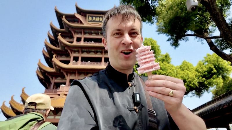 British Vlogger Jackie Captivates Fans with Authentic China Adventures British_Vlogger_Jackie_Captivates_Fans_with_Authentic_China_Adventures video poster