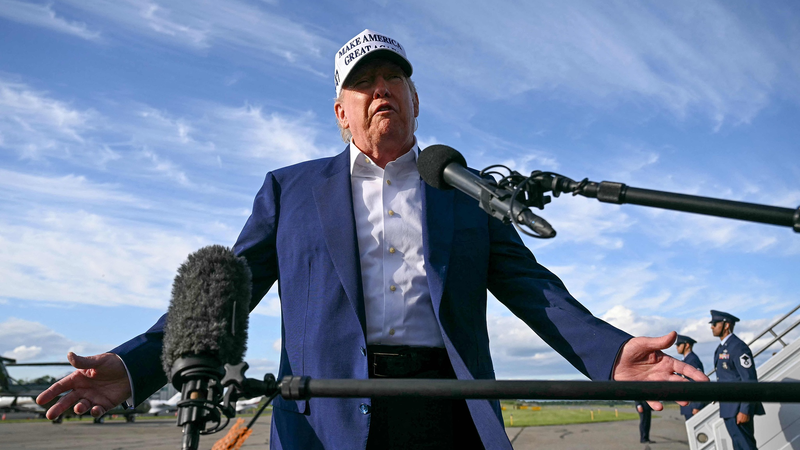 Trump Slams Putin’s Strikes on Kyiv, Criticizes Zelenskyy