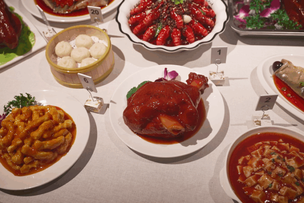 China’s 7,000-Year Culinary Treasures Debut in Moscow’s Kremlin China_s_7_000_Year_Culinary_Treasures_Debut_in_Moscow_s_Kremlin video poster