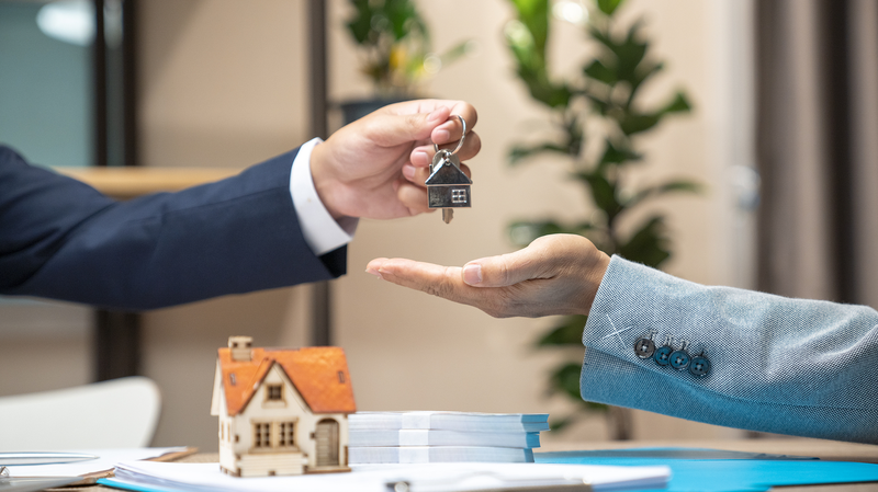 Chinese_Mainland_LPR_Cut_by_10bps_Sparks_Market_Optimism