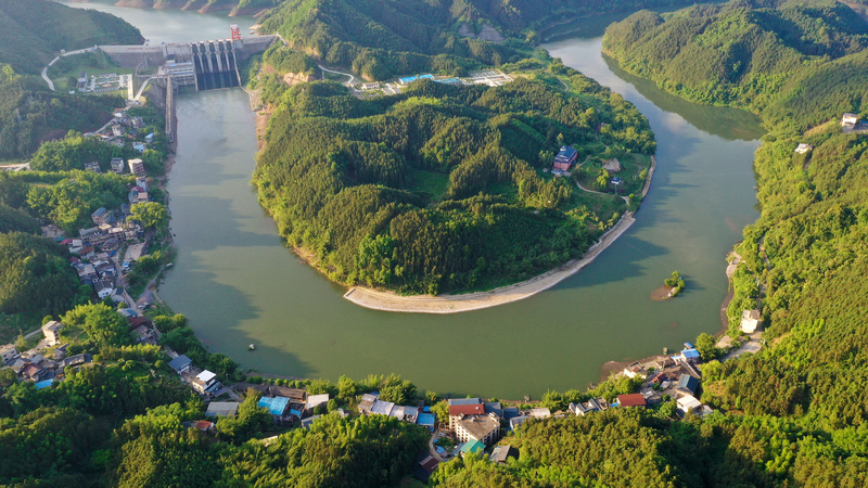 Chinese_Mainland_Launches_Plan_to_Revitalize_Rivers_and_Lakes