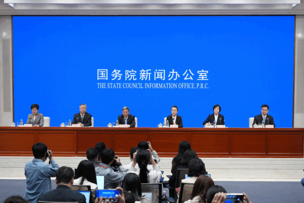 Chinese Mainland to Enact Landmark Private Economy Law Chinese_Mainland_to_Enact_Landmark_Private_Economy_Law