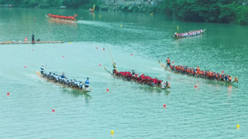Dragon_Boat_Festival_Kicks_Off_in_Guizhou_with_60_Teams