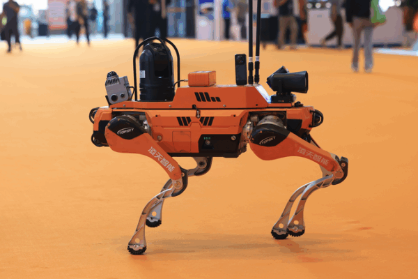 Drones and Robots Take Center Stage at Shanghai EDRR Expo Drones_and_Robots_Take_Center_Stage_at_Shanghai_EDRR_Expo