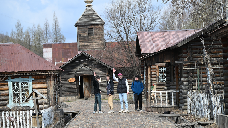 Heihe_s_China_Russia_Ethnic_Culture_Park_Draws_Global_Crowds