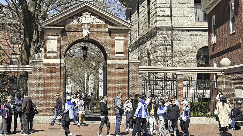 Judge_Temporarily_Blocks_Trump_Rule_on_Harvard_s_International_Students