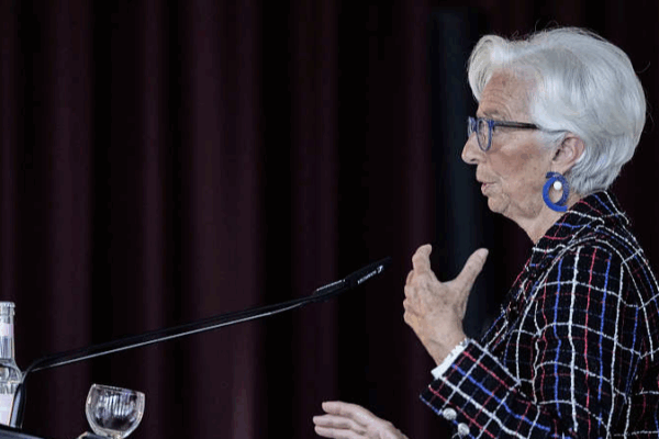 Lagarde Calls for a Global ‘Euro Moment’ as Dollar Declines Lagarde_Calls_for_a_Global__Euro_Moment__as_Dollar_Declines